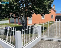 Toàn bộ căn nhà/căn hộ Moradia Alegre No Centro Da Vila Da Tocha. (Tocha, Bồ Đào Nha)