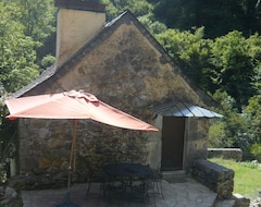 Koko talo/asunto Small Gite-house On Property Of 5 Ha, Swimming Pool, Sauna, Gym, Horses, Donkey (Osse-en-Aspe, Ranska)