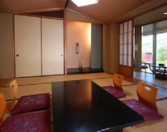 Aparthotel Taku City Hotel Matsuya (Taku, Japón)