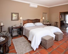 Hotel LA PLUME GUESTHOUSE (Oudtshoorn, Sudáfrica)