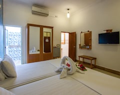 Dream Inn, Maldives - Sun Beach Hotel (Thulusdhoo, Maldivler)