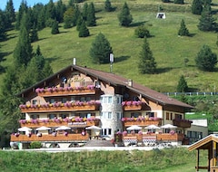 Hotelli Hotel La Baita (Folgaria, Italia)