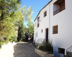 Khách sạn Apartamentos Poqueira (Capileira, Tây Ban Nha)