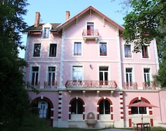Otel La Font Vineuse (Saint-Pierre d'Argençon, Fransa)