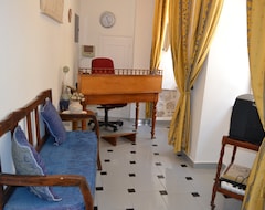 Pensión Ariadni Rooms & Apartments (Hermoupolis, Grecia)