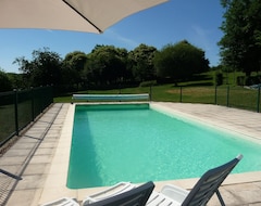 Hotelli For Couples, Peaceful, Pool, Near Lake Beach, Chateaux, Caves, Gardens, Markets. (Angoisse, Ranska)