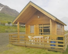 Pansiyon Sólbrekka Holiday Homes (Neskaupstaður, İzlanda)