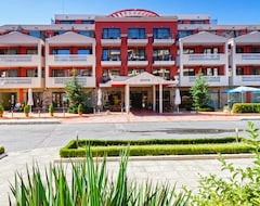 Khách sạn Forum Hotel (Nesebar, Bun-ga-ri)