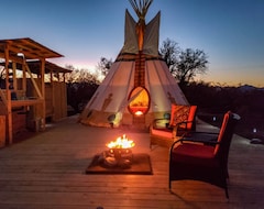 Hele huset/lejligheden Tipi In The Mojave Near Las Vegas / Eagle Feather (Sandy Valley, USA)