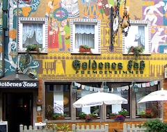 Khách sạn Goldenes Faß (Wuerzburg, Đức)