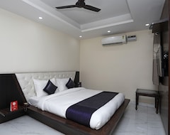 Khách sạn Fabhotel Champion Residency (Bengaluru, Ấn Độ)