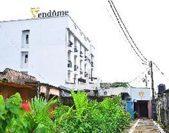 Khách sạn Hotel Vendome Douala (Douala, Cameroon)