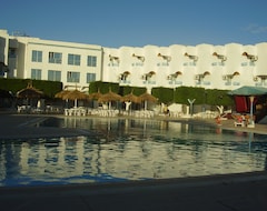 Hotelli Hôtel Les Pyramides (Nabeul, Tunisia)