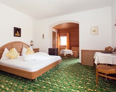 Khách sạn Hotel Lichtenstern (Ritten - Klobenstein, Ý)