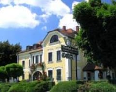Khách sạn Hotel Und Restaurant Post Prienbach (Stubenberg, Đức)