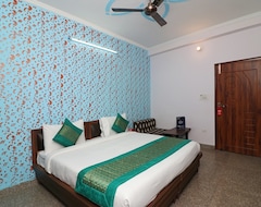 Hotel OYO 13107 Westend Residency (New Delhi, Indija)