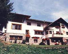 Hotelli Haus Gertrud (St. Anton am Arlberg, Itävalta)
