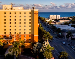 Khách sạn The Atlantic Suites on the Ave (Delray Beach, Hoa Kỳ)