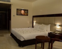 Hotel The Avr S & Banquets (Patna, India)