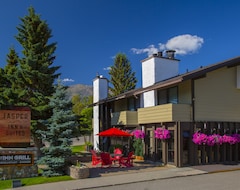 Khách sạn Jasper Inn & Suites By Innhotels (Jasper, Canada)