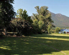 Entire House / Apartment Stormsriver Orchard House With Mountain View And Vast Garden (Stormsrivier, South Africa)