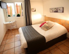 Hotel Laurence (Cassis, France)