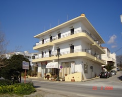 Khách sạn Hotel Arsenakos (Neapolis - Lakonia, Hy Lạp)