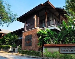 Khách sạn Baan Lapoon (Lamphun, Thái Lan)