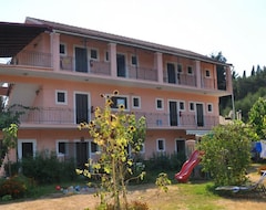 Aparthotel Honigtal Farmland (Agios Georgios Pagi, Grčka)