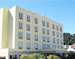 Khách sạn Beverly Hills: Hotel and Business (San Salvador, El Salvador)