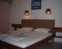 Hotel Agnantema (Skiathos Town, Greece)