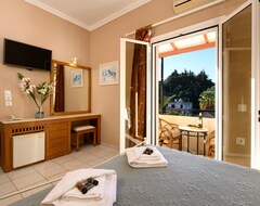 Ipsos Di Mare Hotel (Korfu by, Grækenland)