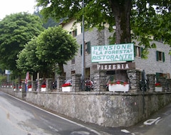 Khách sạn La Foresta (Poppi, Ý)