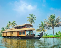 Khách sạn Angel Queen Houseboats (Alappuzha, Ấn Độ)