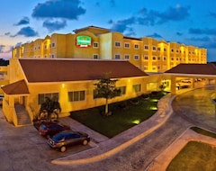 Hotel Courtyard by Marriott Cancun Airport (Cancún, México)