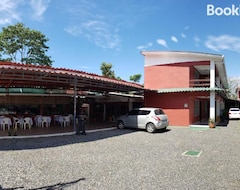 Hotel Hostal Cabinas Jacomar (Jacó, Costa Rica)