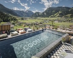 Khách sạn Coolnest (Ramsau im Zillertal, Áo)