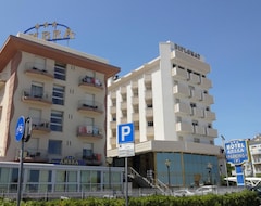 Khách sạn Hotel Ambra (Rimini, Ý)