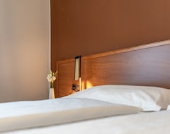 Hotel Residence Desiree Classic & Design (Merano, Italy)