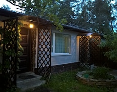 Aparthotel Cottage Martyshkino (Lomonossow, Rusia)
