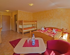 Hotel Ferienpark Auf Dem Simpel - Vierbettzimmer 2 (Soltau, Tyskland)