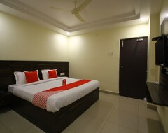 Hotel OYO 11938 Mitra Residency (Warangal, India)