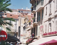Hotel Des Allées (Cannes, France)