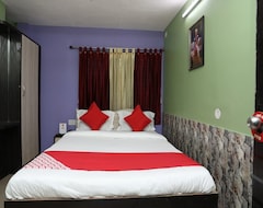 OYO 15114 Ivy Hotel (Kalküta, Hindistan)