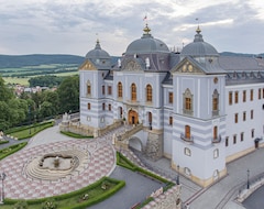 Hotelli Galicia Nueva, castle hotel**** (Lučenec, Slovakia)