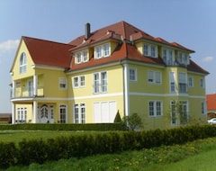 Khách sạn Hotel Bachwiesen (Langensendelbach, Đức)