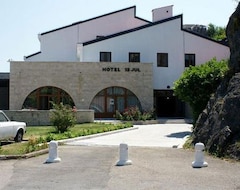 Hotelli Hotel Vir (Bar, Montenegro)