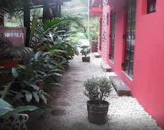 Khách sạn Pousada Astro Rei (Caraguatatuba, Brazil)