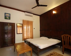 Khách sạn Raja Park Beach Resort (Varkala, Ấn Độ)