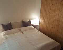 Hotel Komfortable Wohnung (Abtenau, Austria)